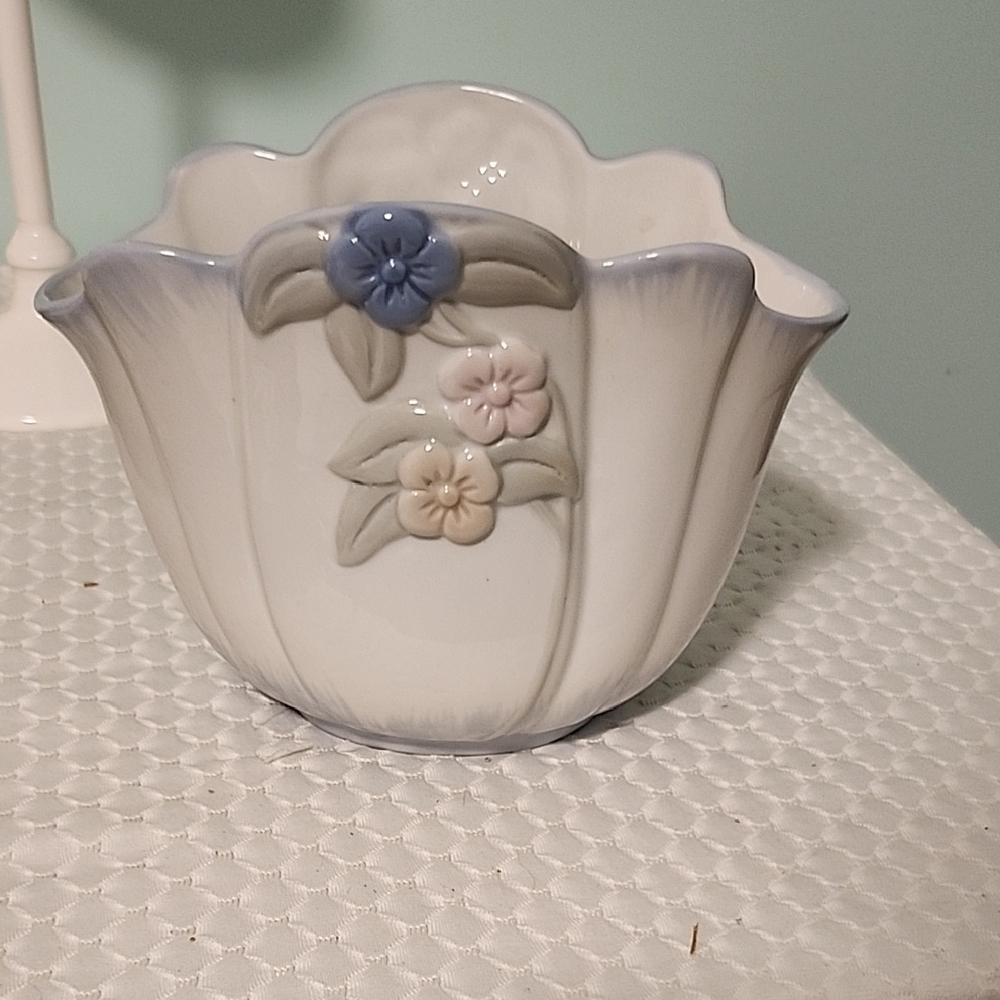 Vintage 1992 Especiall For You FTD vase